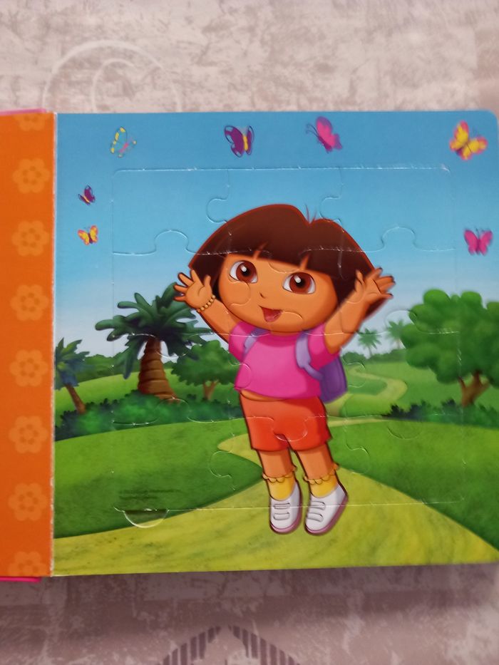 Livre puzzle DORA - photo numéro 3