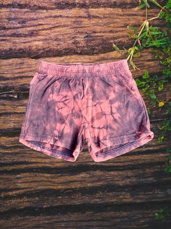 Upcycling - Short bébé psychédélique tie and dye