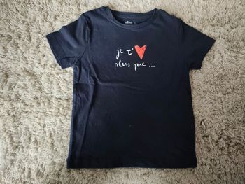 Tee-shirt taille 4 ans