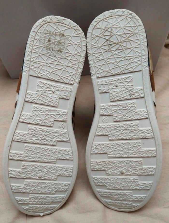 Magnifiques baskets compensées femme pointure 39 - photo numéro 8