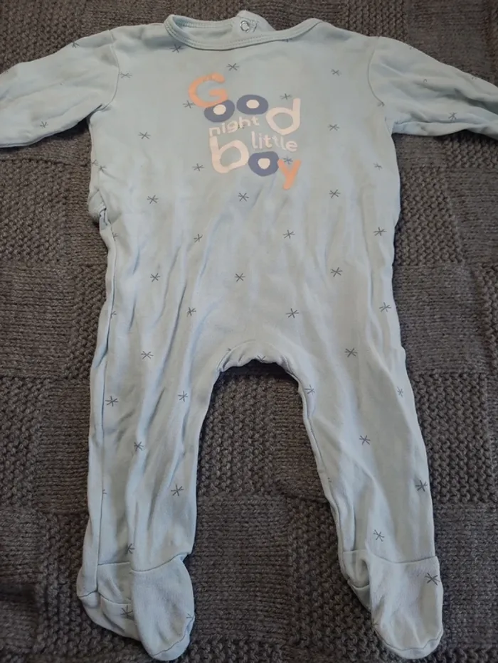 👶Pyjamas fin Gemo taille 6mois👶