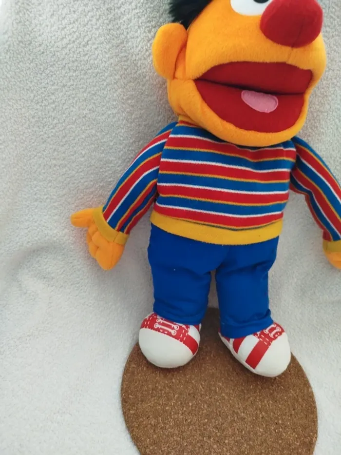 Peluche Ernest Sesame Street - photo numéro 3