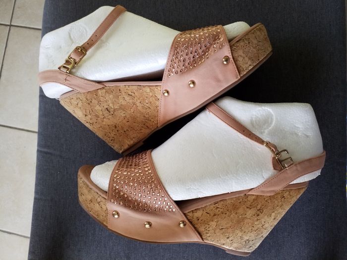 Compensé rose avec strass pointure 40 - photo numéro 6