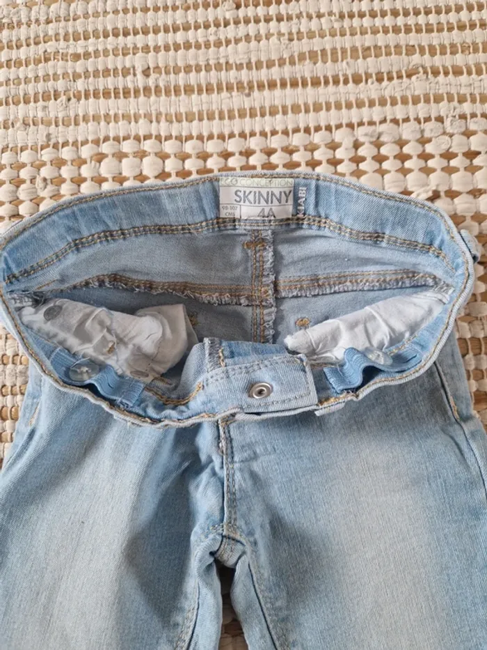 👖 Jean Skinny Fille - KIABI - 4 ans 👧 - photo numéro 4