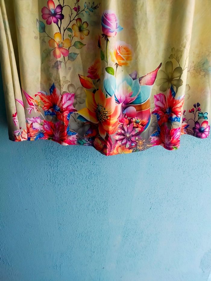 🌼 Robe d'Été à Bretelles - Jaune Clair à Fleurs - Taille XL 🌼 - photo numéro 4