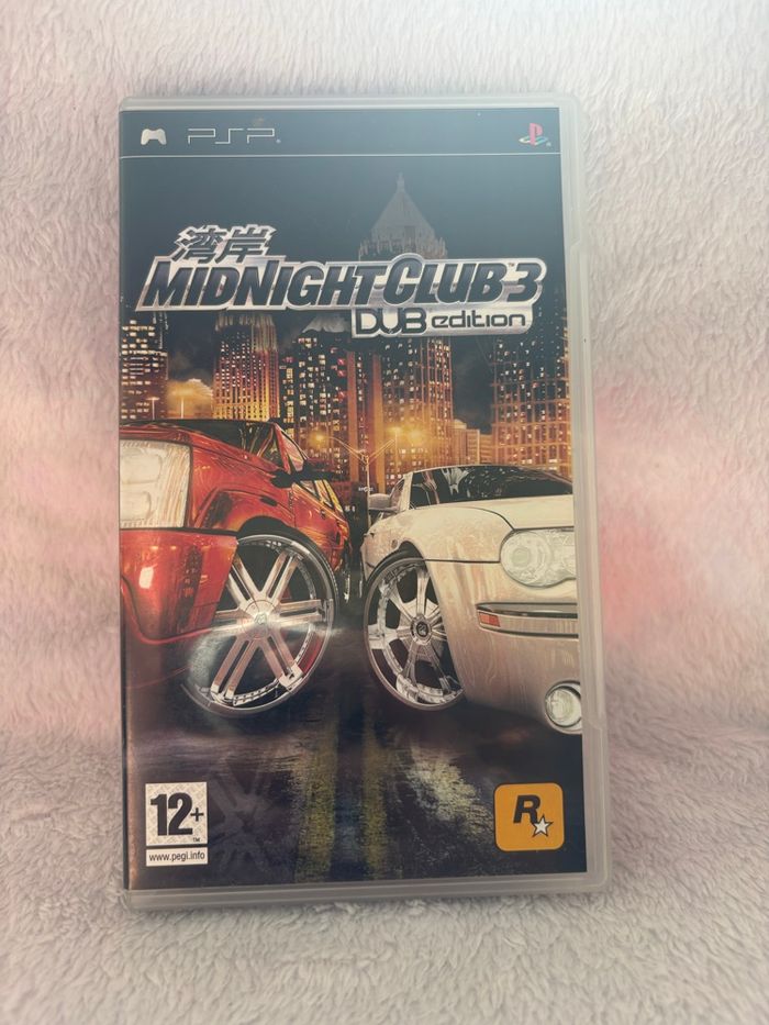 Psp avec 2 jeux et pochette - photo numéro 8