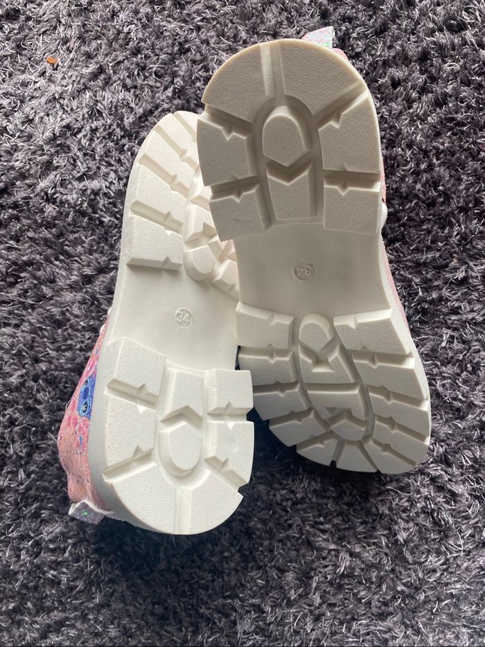 🩷 Bottines Stitch roses à paillettes – Taille 34 (Neuves) - photo numéro 4