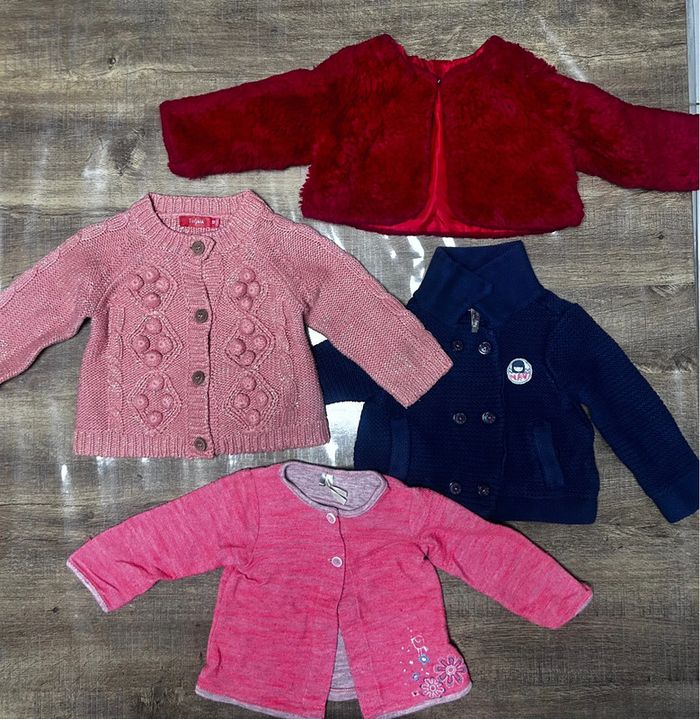 Lot vêtements fille 12 mois - photo numéro 10