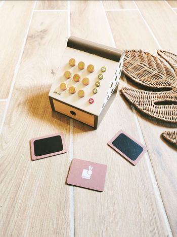 💵Jeu d'imitation - Dinette /caisse enregistreuse en bois avec ardoises - marque Janod 
