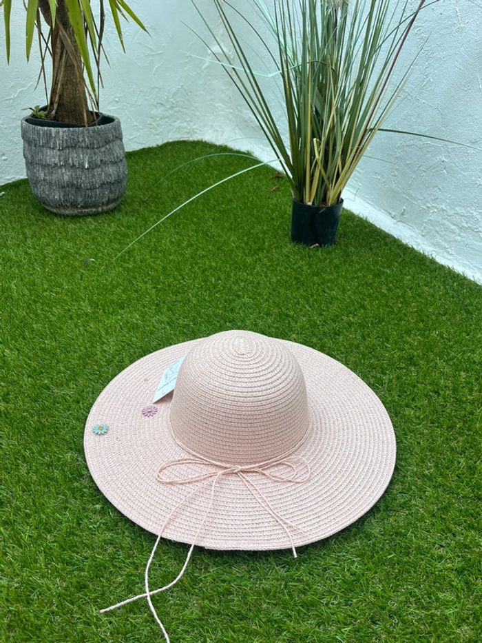 Très jolie chapeau de paille taille unique neuf - photo numéro 2