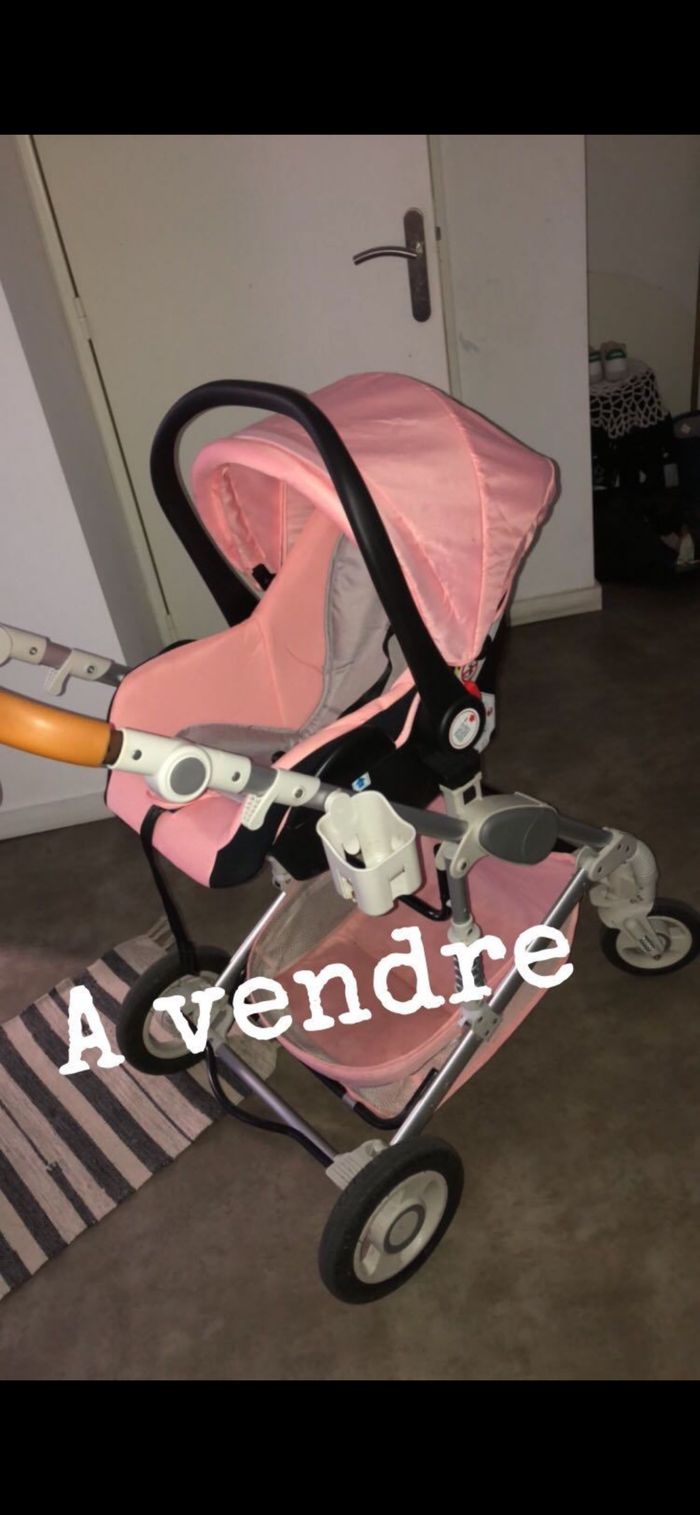 Poussette trio neuve - photo numéro 2