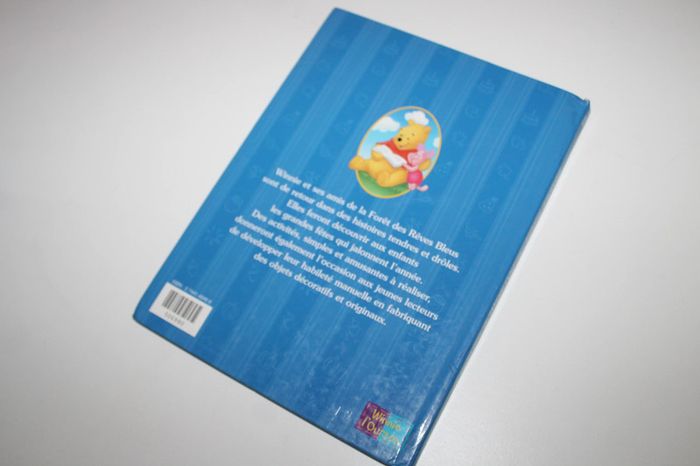 Livre Le grand livre de Winnie L'Ourson - Disney - photo numéro 2