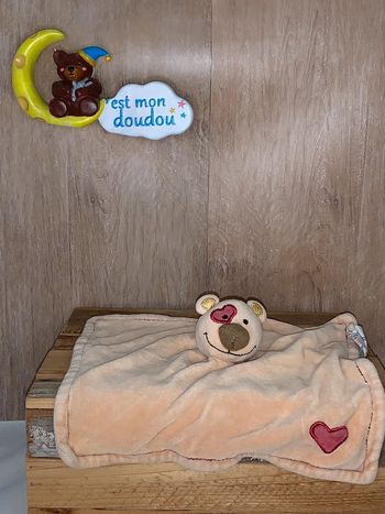 VB23 doudou ours 🐻 vertbaudet