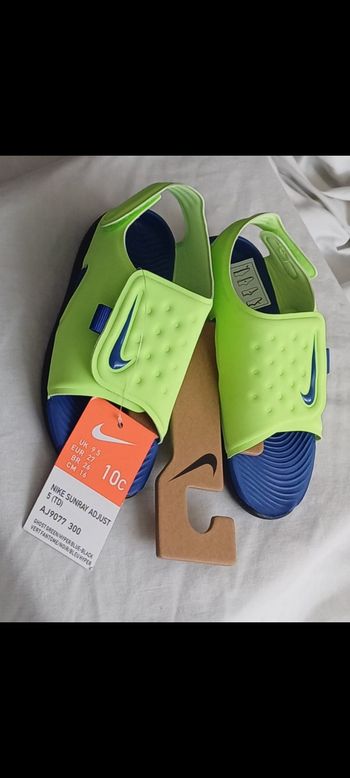 Sandales nike enfant unisexe  résistant à l'eau
