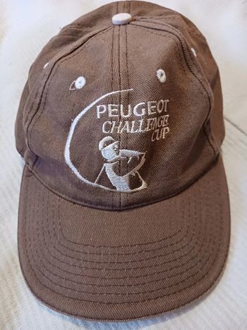 casquette marron Peugeot Challenge cup