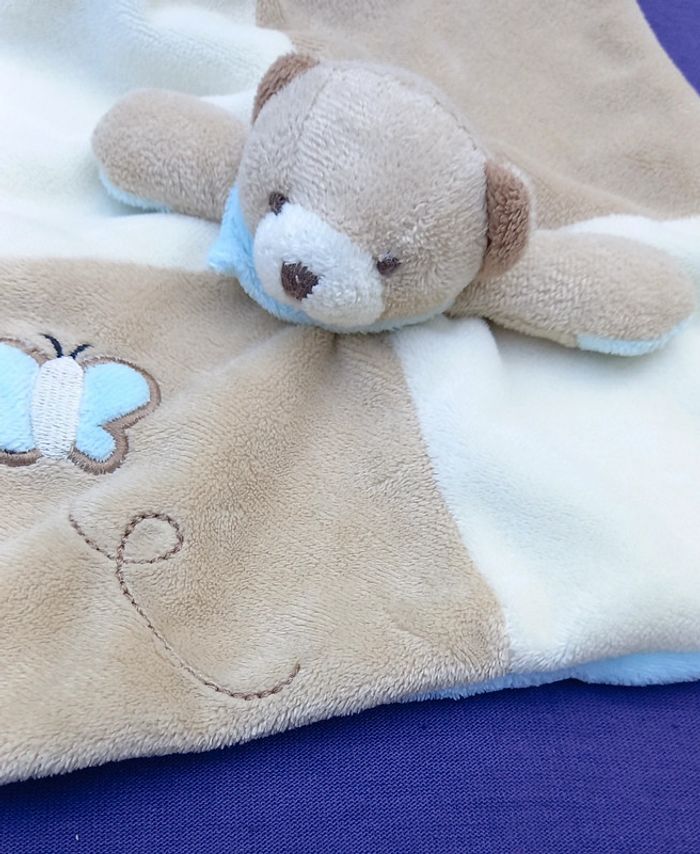 Doudou carré plat ours jaune et brun - papillon - bébé 9