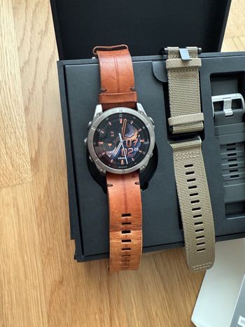 Garmin Fenix 8 51mm AMOLED Sapphire Titanium avec bracelet supplémentaire