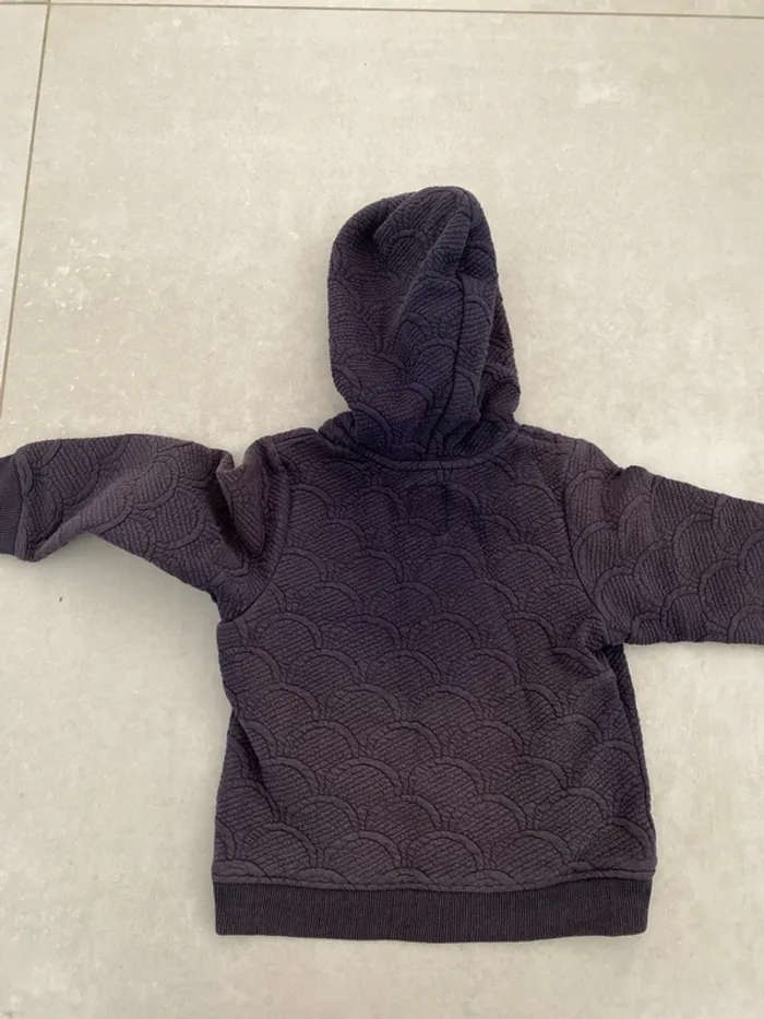 Sweat / gilet - photo numéro 4