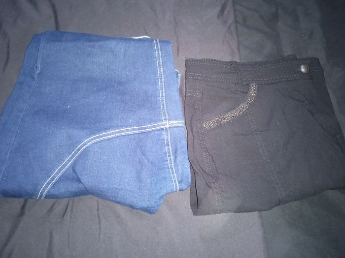 Lot vêtements (tee-shirts, débardeurs, robes été, jeans, leggings, shorts, cyclistes ) taille 44-46-48 - photo numéro 2