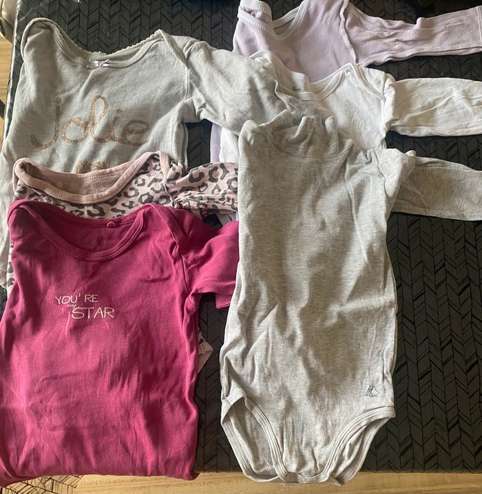6 bodies manches longues – Fille – 18 mois