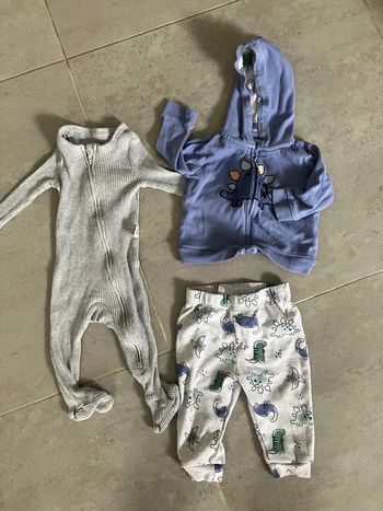 Lot 1 ensemble et un tricot de peau zippé 6-9 mois