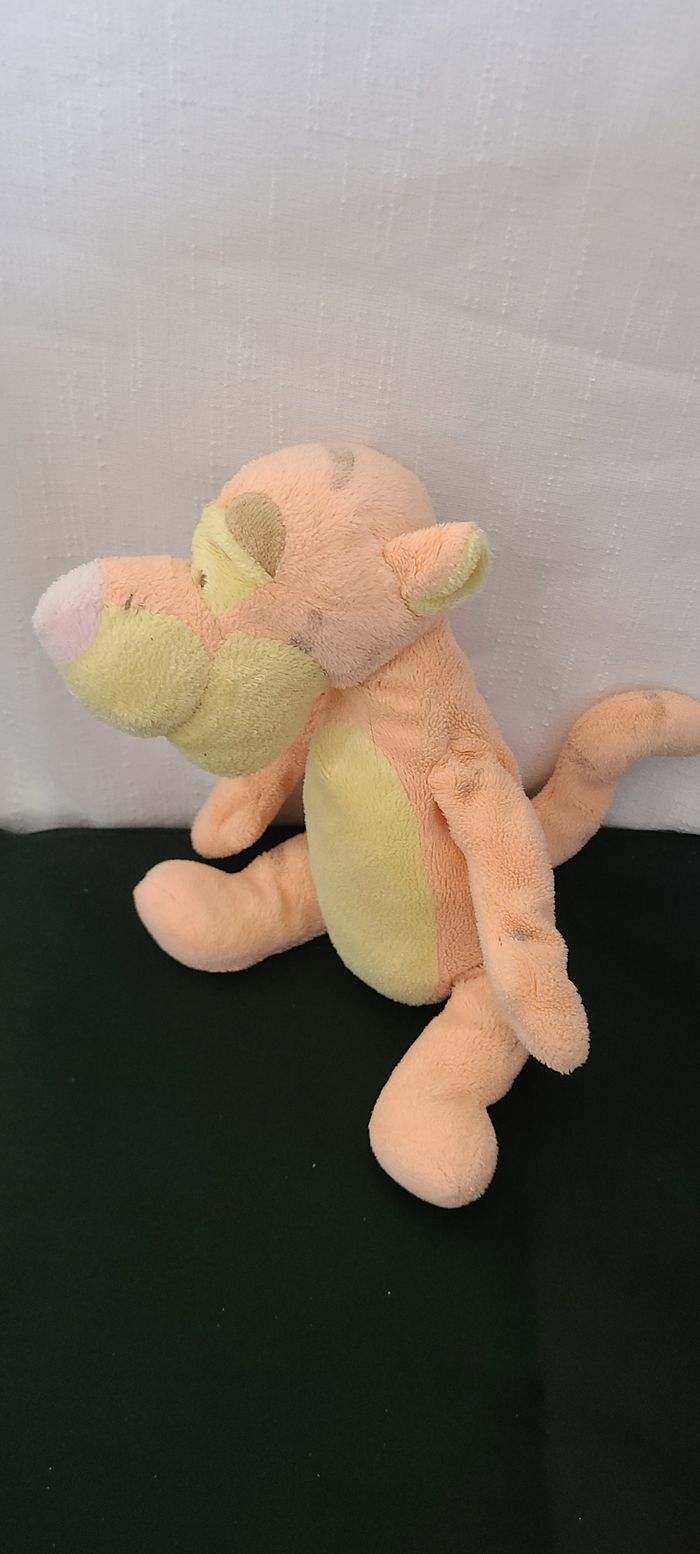 Peluche doudou Tigrou orange clair Disney Baby