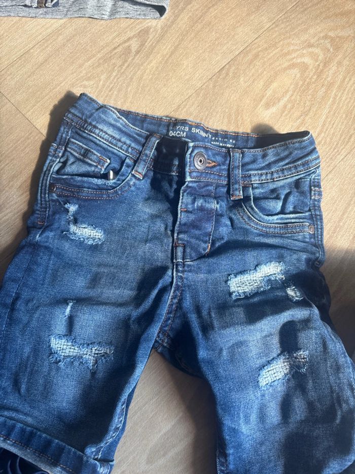 Lot 12 vêtements garçons 4 ans - photo numéro 9