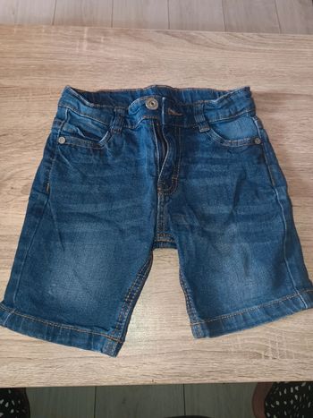 Short en jean 4 ans