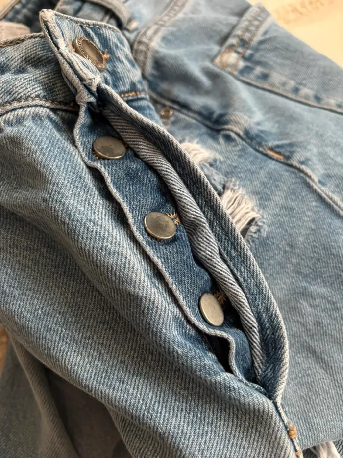 Jean boyfriend Zara taille 40 - photo numéro 6