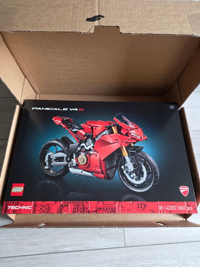 Lego Ducati Panigale 42202