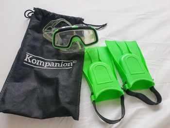 Lot 3 à 5 ans masque de plongée et palmes Kompanion