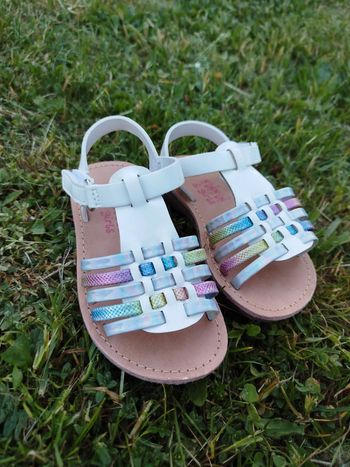 Sandales colorées