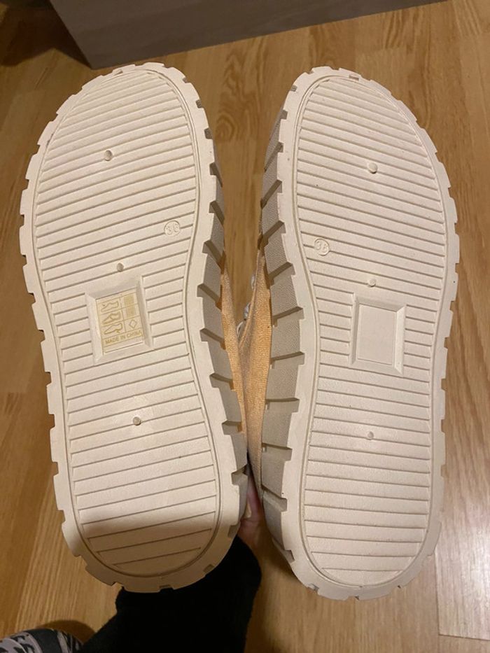 Chaussures neuves - photo numéro 7