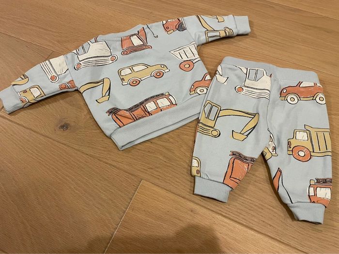 Ensemble jogging véhicules - Primark - 0/3mois - photo numéro 2