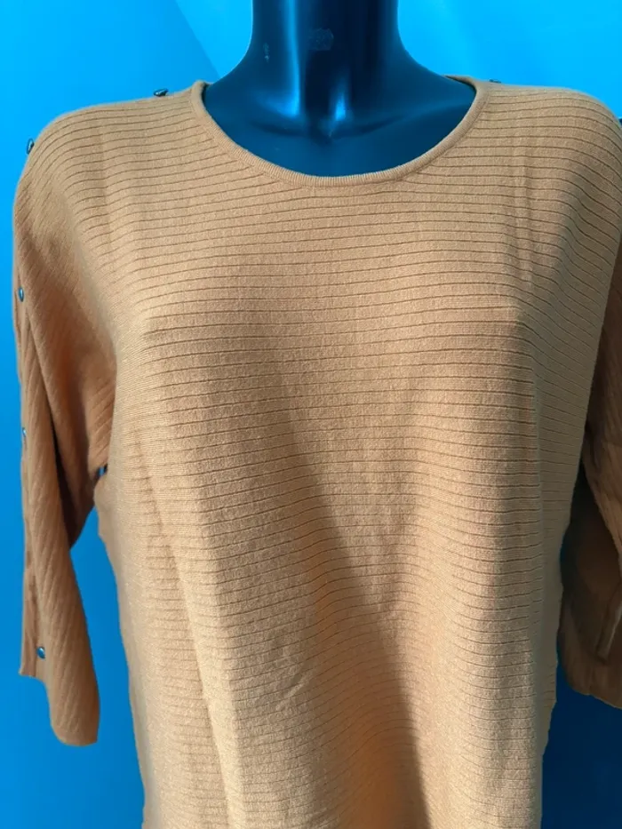 Pull Armand Thiery moutarde 46 - photo numéro 3