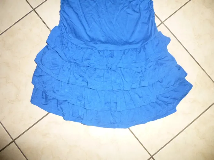robe à volant bleu roi KIABI taille M neuf - photo numéro 2
