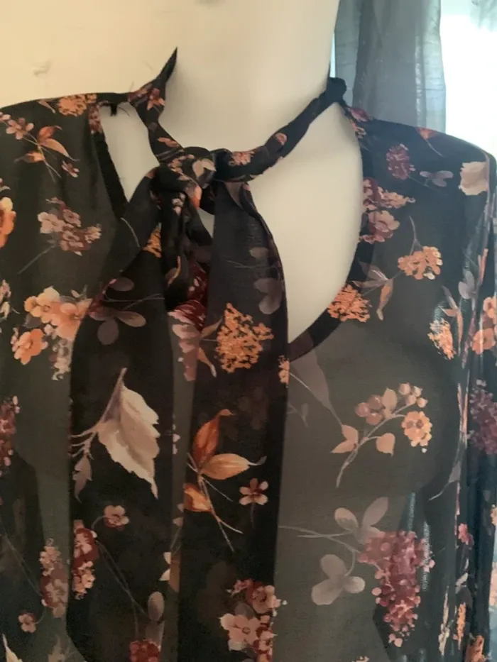 Tunique Gemo transparente fleuri taille44 - photo numéro 3