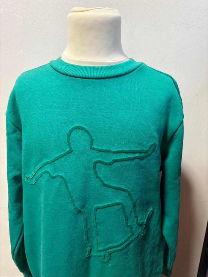 Pull garçon taille 122/128 - photo numéro 2