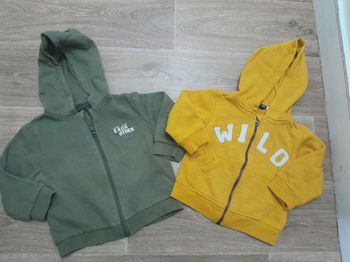 Lot 2 gilet zippée kiabi 2 ans