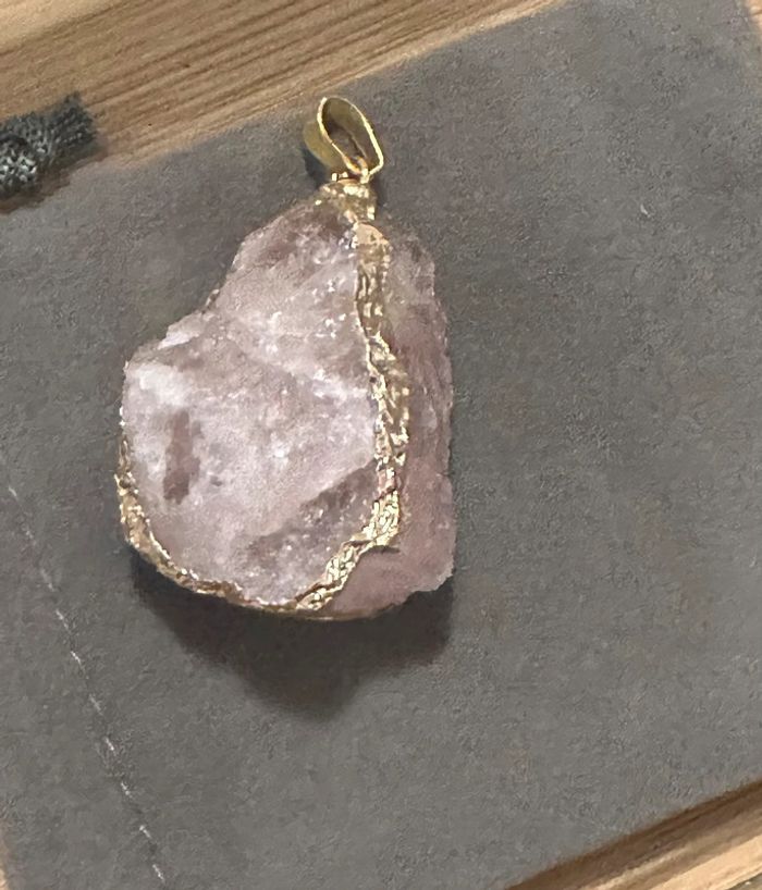 Pierre naturelle de quartz rose - photo numéro 3