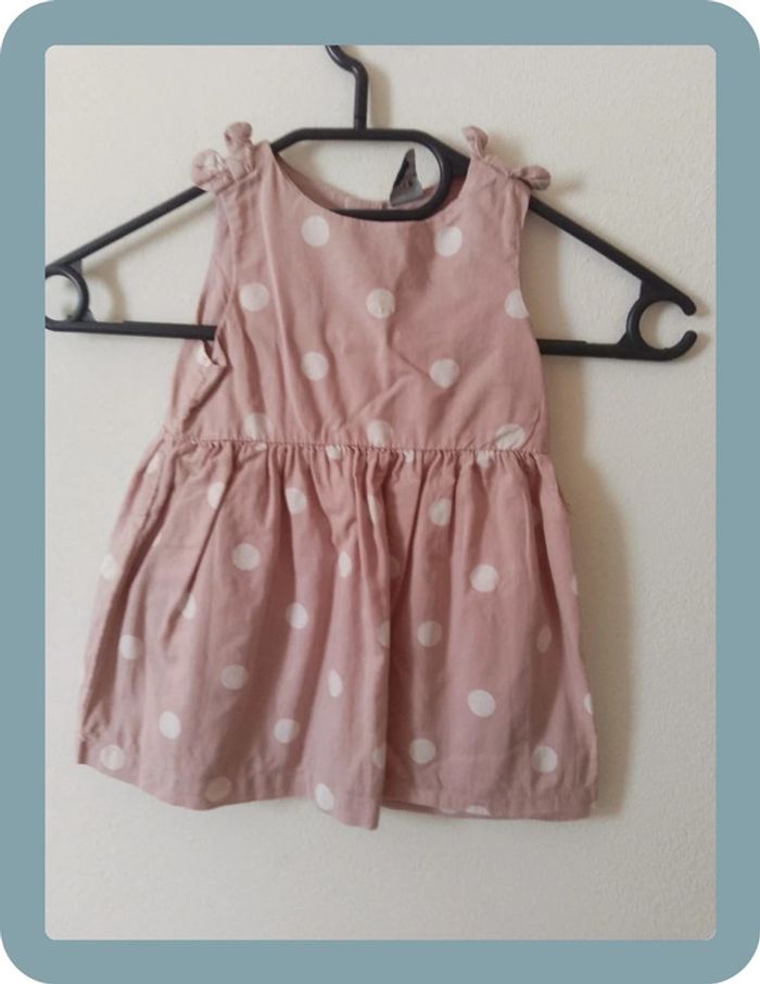 Robe été taille 9 mois Kiabi