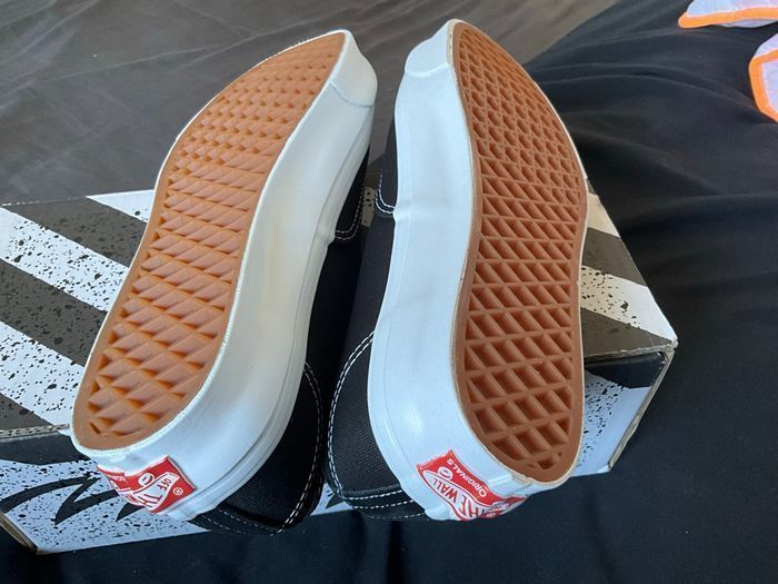 Basket vans authentic lx, neuves , 30 % avec code, taille 38 - photo numéro 4