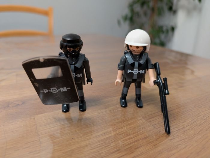 Lot 3 de playmobil police - photo numéro 3