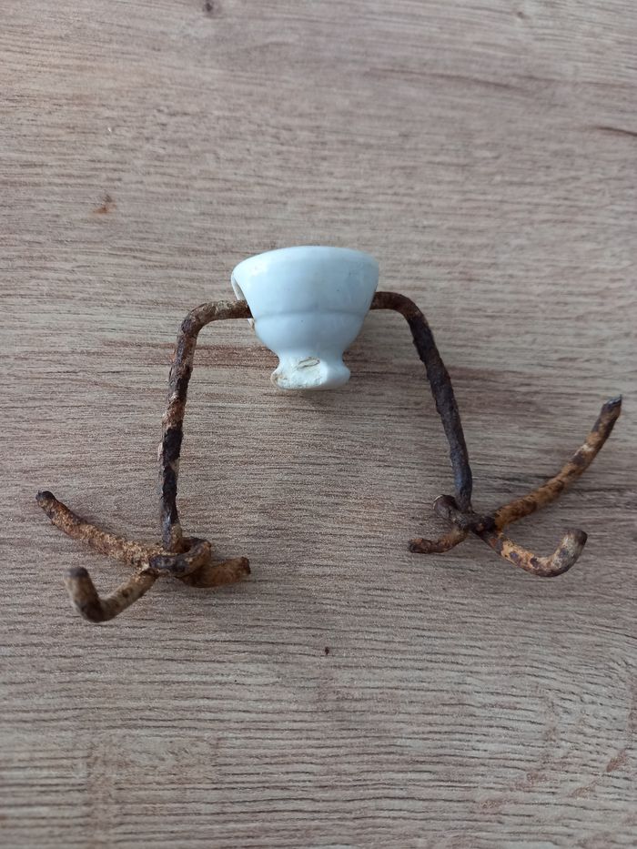 Bouteille ancienne en verre brun. - photo numéro 9