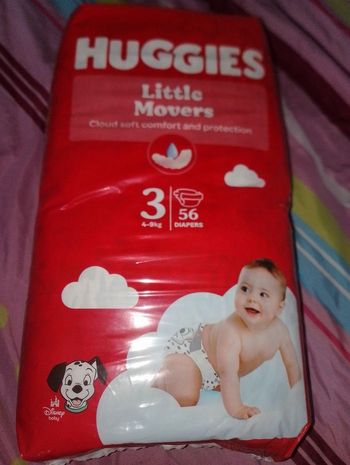 Couches Huggies x56 taille 3