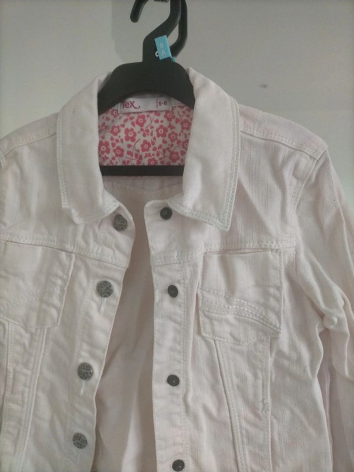 Veste en jean rose pâle - photo numéro 2