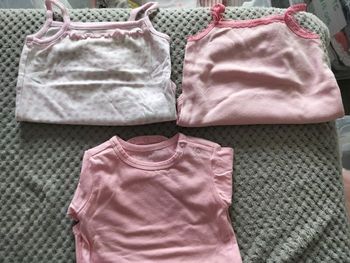 Lot de Boddy bretelles fines été 74/80 fille