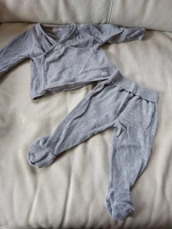 Ensemble en maille 3 mois