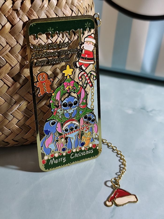 marque page en métal Disney Stitch Noël - photo numéro 2