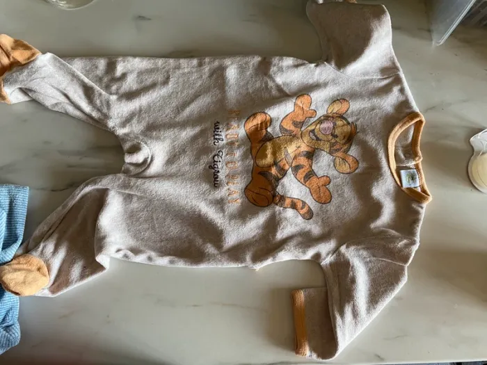 4 pyjamas 12 mois - photo numéro 3